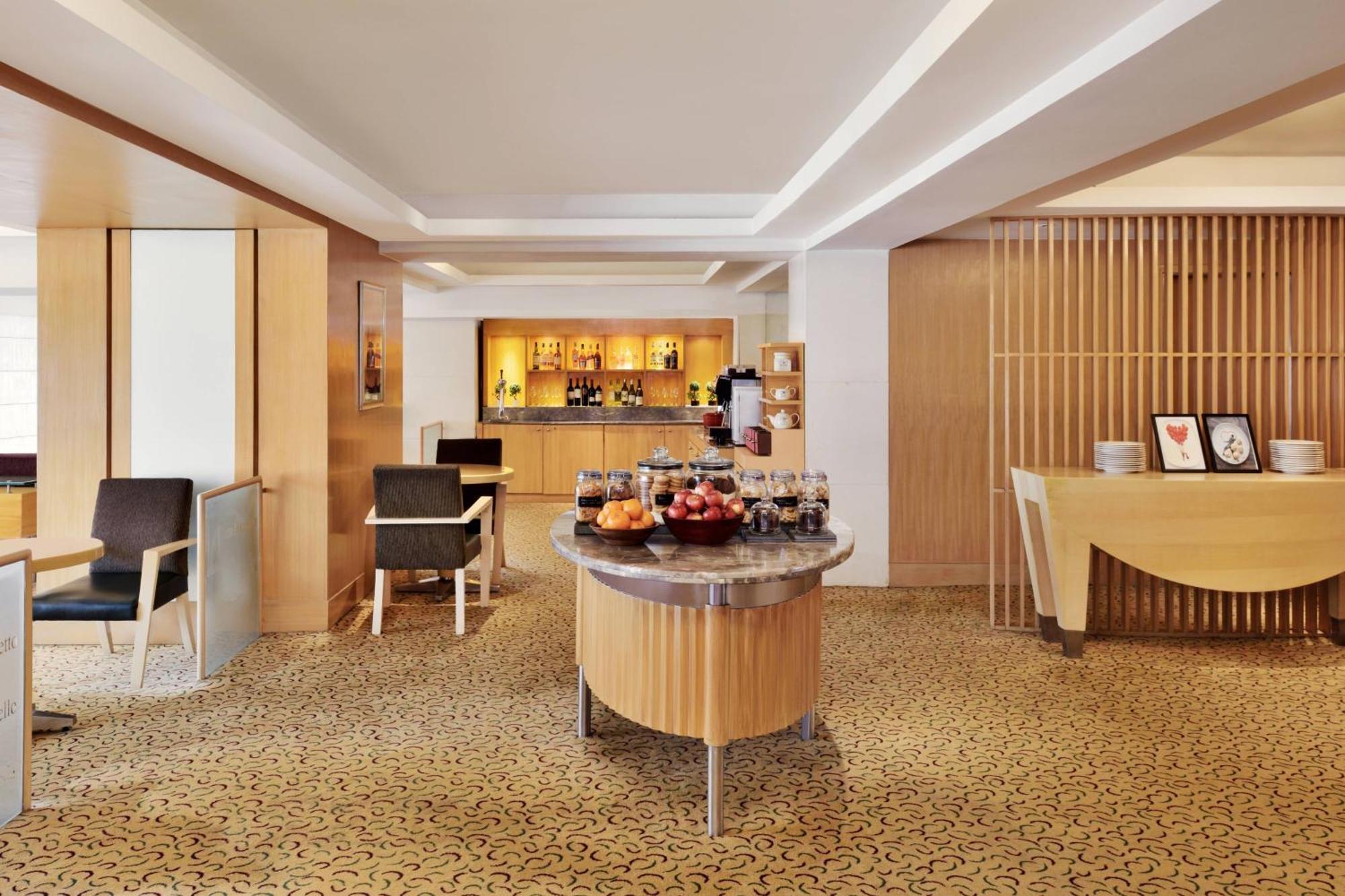 Hotel Courtyard By Marriott Chennai Esterno foto