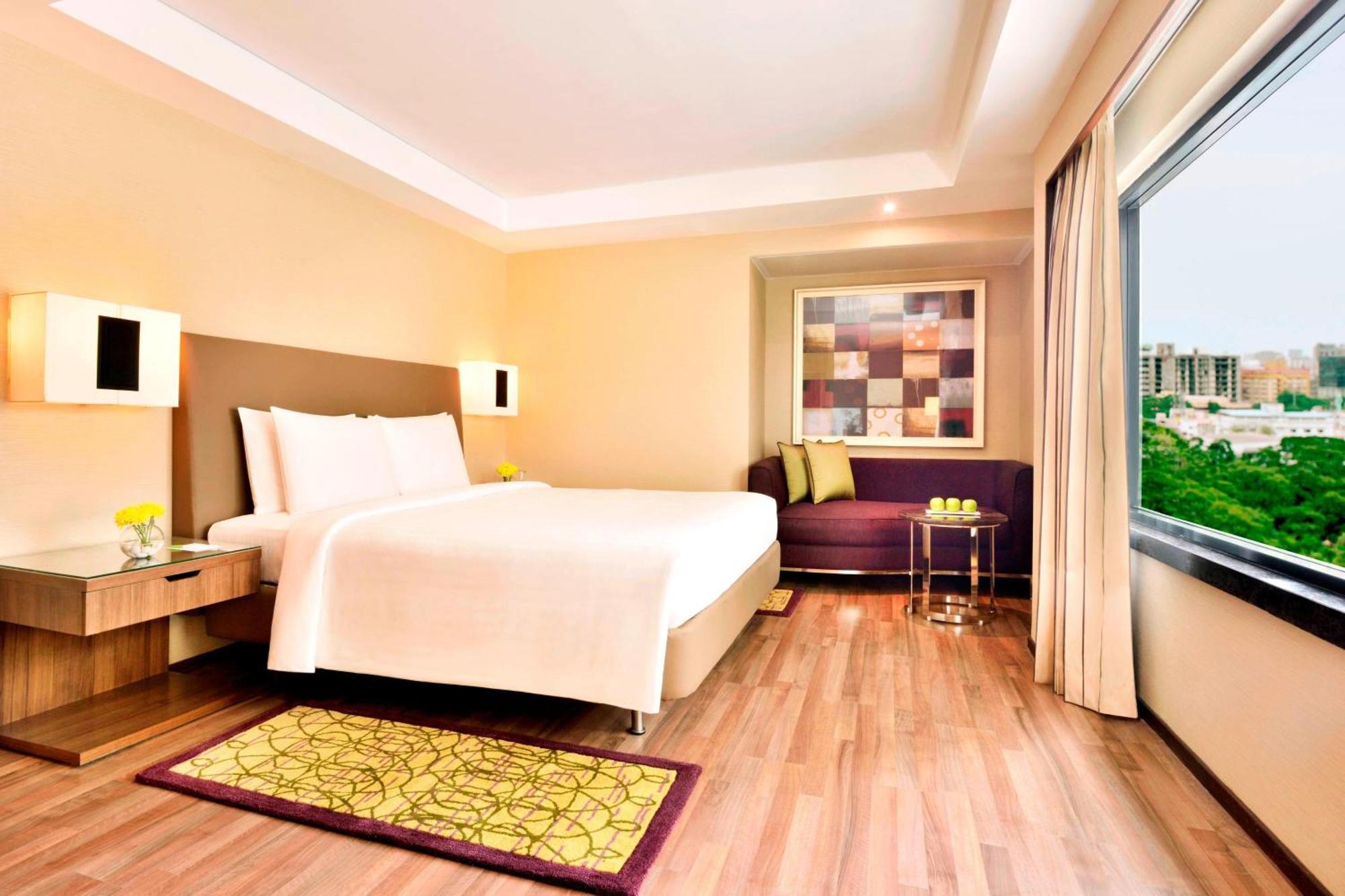 Hotel Courtyard By Marriott Chennai Esterno foto