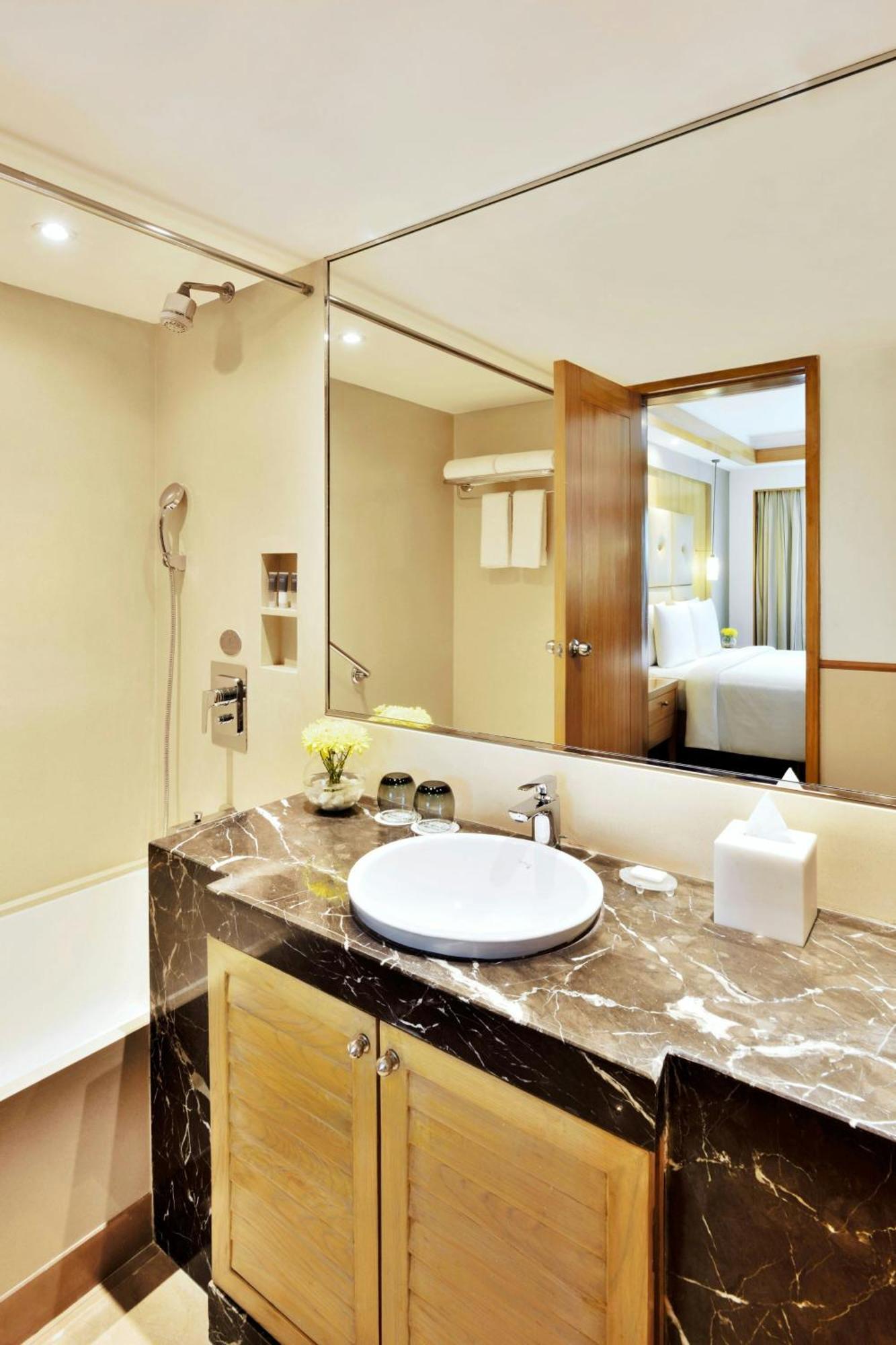 Hotel Courtyard By Marriott Chennai Esterno foto